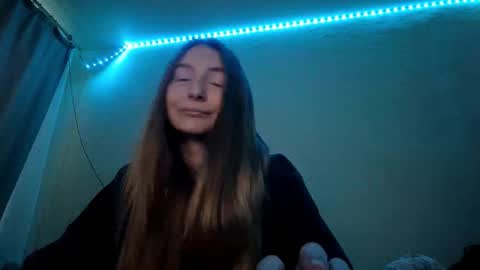 Snapshot of tishabhagat chatting on November 19, 6:46 am Hi Im Carry 18 years old online show from November 19, 6:46 am