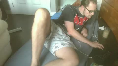 titlovercums online show from June 9, 10:16 am