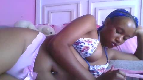 tits2002 online show from May 2, 5:23 am