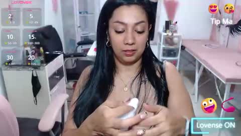 DIVA online show from August 3, 7:50 pm