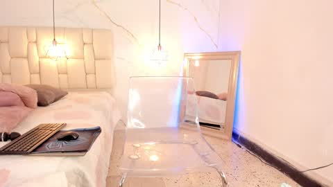 Snapshot of tivizaylove chatting on January 20, 2:25 pm Tivizay online show from January 20, 2:25 pm