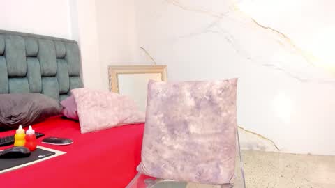 Snapshot of tivizaylove chatting on October 17, 2:41 pm Tivizay online show from October 17, 2:41 pm