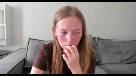 Snapshot of tixxxy chatting on July 20, 2:19 pm Maria online show from July 20, 2:19 pm