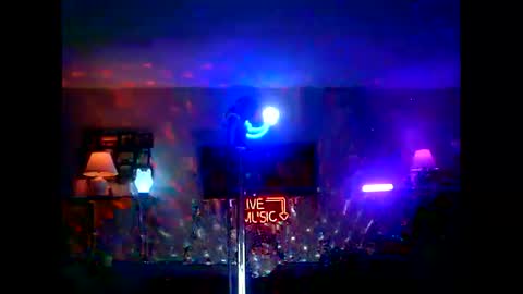 Snapshot of tkthedj chatting on October 23, 12:43 am TK online show from October 23, 12:43 am