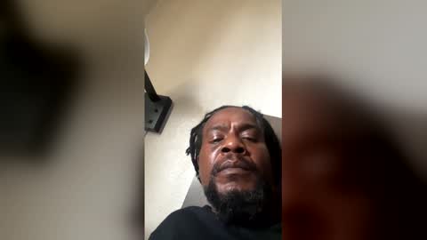 tmack123456 online show from April 1, 7:22 pm