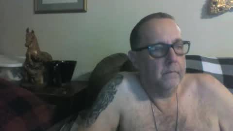 Snapshot of tnvols1968 chatting on February 10, 1:24 am Vols online show from February 10, 1:24 am