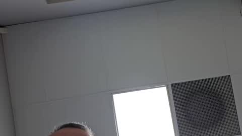 Snapshot of tnvols1968 chatting on February 20, 11:53 am Vols online show from February 20, 11:53 am