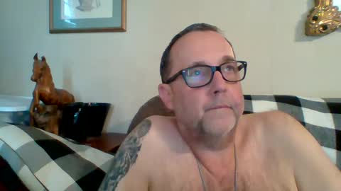 Snapshot of tnvols1968 chatting on February 25, 10:18 pm Vols online show from February 25, 10:18 pm