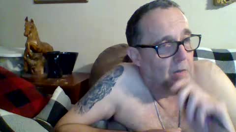 Snapshot of tnvols1968 chatting on March 3, 2:36 am Vols online show from March 3, 2:36 am