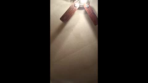 Snapshot of tnvols1968 chatting on December 17, 1:44 am Vols online show from December 17, 1:44 am