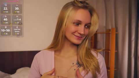 Snapshot of tobicovitt chatting on November 19, 6:35 am Mary online show from November 19, 6:35 am