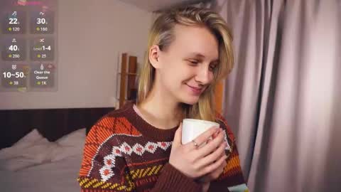 Snapshot of tobicovitt chatting on November 30, 6:39 am Mary online show from November 30, 6:39 am