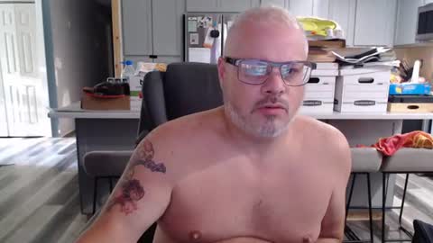 Snapshot of toddbator chatting on August 9, 11:48 am Todd Bator online show from August 9, 11:48 am