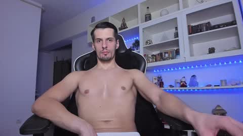 Snapshot of toddclaytonn chatting on January 16, 2:30 am Todd online show from January 16, 2:30 am