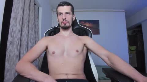 Snapshot of toddclaytonn chatting on September 16, 10:55 pm Todd online show from September 16, 10:55 pm