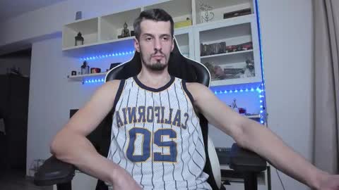 Snapshot of toddclaytonn chatting on November 30, 8:07 am Todd online show from November 30, 8:07 am