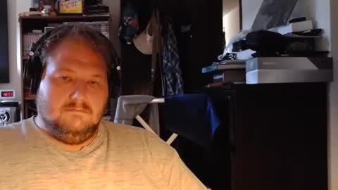 Toede online show from September 10, 5:57 pm