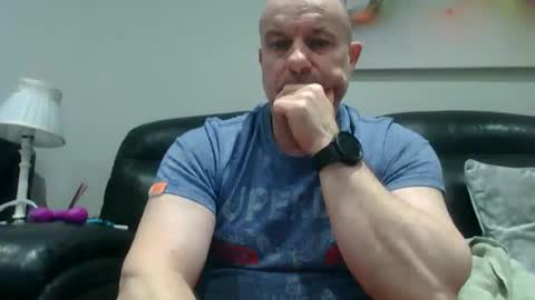 Snapshot of toerag69 chatting on December 28, 4:09 pm toerag69 online show from December 28, 4:09 pm