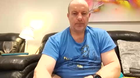 Snapshot of toerag69 chatting on February 2, 2:17 am toerag69 online show from February 2, 2:17 am