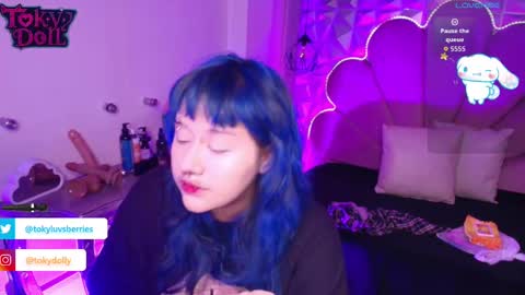 toky         online show from September 17, 8:10 pm