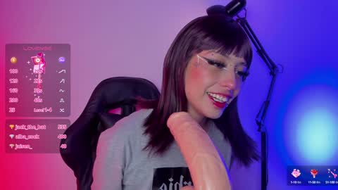  Halsey  Sofii  online show from December 20, 6:19 am