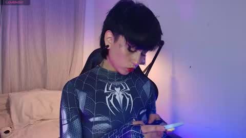  Halsey  Sofii  online show from October 12, 6:45 am