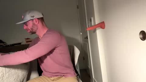 Snapshot of tokyodude12 chatting on January 7, 4:59 am The Beekeeper online show from January 7, 4:59 am