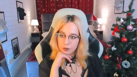 Tolli Moll online show from December 14, 12:44 pm