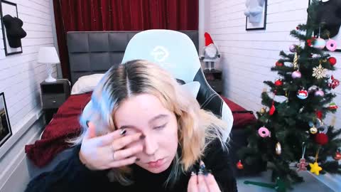 Tolli Moll online show from January 6, 5:19 am