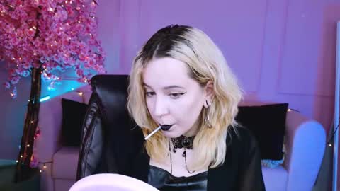 Tolli Moll online show from January 14, 11:53 am