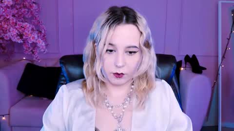 Tolli Moll online show from January 18, 8:31 am