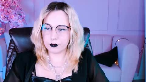 Tolli Moll online show from January 22, 11:45 am