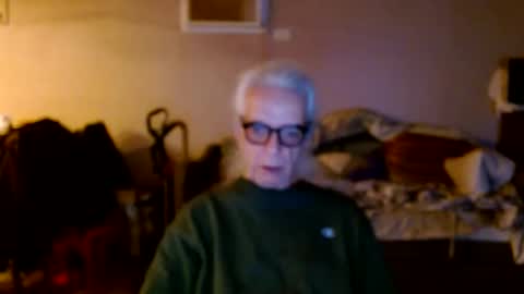 Snapshot of tom112292014 chatting on November 9, 12:14 pm tom112292014 online show from November 9, 12:14 pm