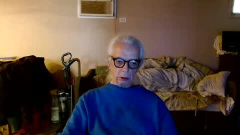 Snapshot of tom112292014 chatting on November 28, 7:05 pm tom112292014 online show from November 28, 7:05 pm