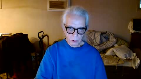 Snapshot of tom112292014 chatting on November 29, 12:08 pm tom112292014 online show from November 29, 12:08 pm