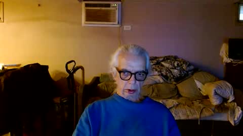 Snapshot of tom112292014 chatting on December 2, 5:41 pm tom112292014 online show from December 2, 5:41 pm