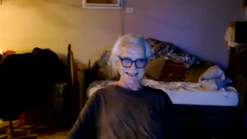 tom112292014 online show from June 10, 2:45 am