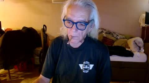 tom112292014 online show from June 20, 12:41 pm