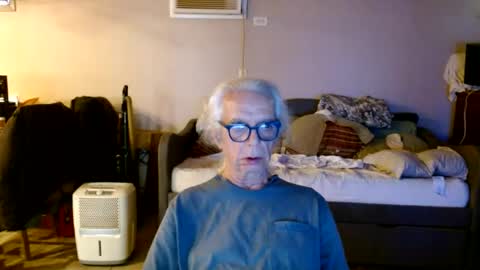 tom112292014 online show from July 26, 2:57 pm