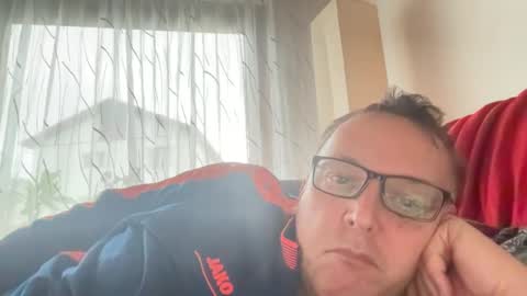 Tom online show from December 21, 2:15 pm