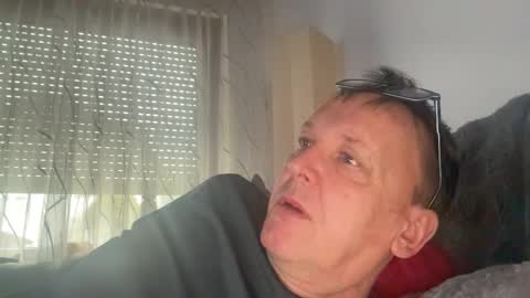 Tom online show from February 10, 4:00 pm