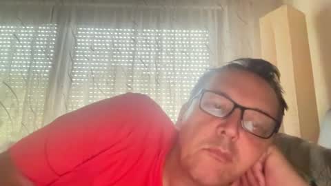 Snapshot of tom6644 chatting on July 15, 2:33 pm Tom online show from July 15, 2:33 pm