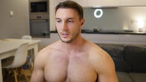 Snapshot of tom_fordd chatting on November 19, 7:14 pm Tom online show from November 19, 7:14 pm