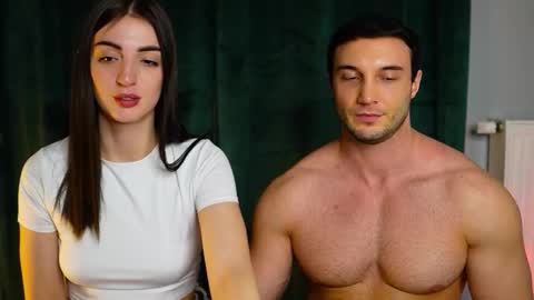 Tom online show from February 4, 5:19 pm