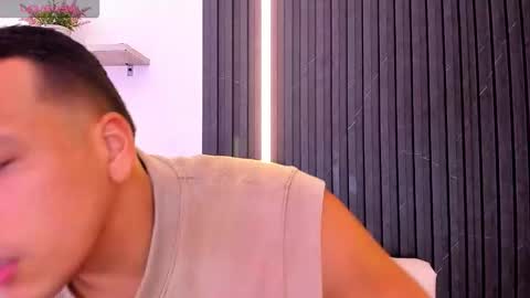 Tom muscle1 online show from November 2, 12:29 pm