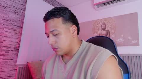 Tom muscle1 online show from February 27, 11:54 am