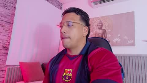 Tom muscle1 online show from March 7, 12:02 pm