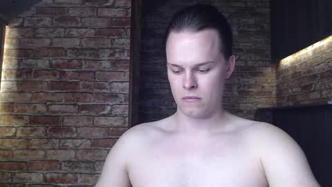 Tom online show from October 24, 12:45 pm