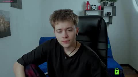 tomas_norton online show from December 17, 3:18 pm