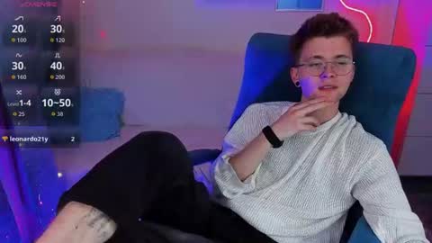 tomas_norton online show from June 10, 8:41 pm